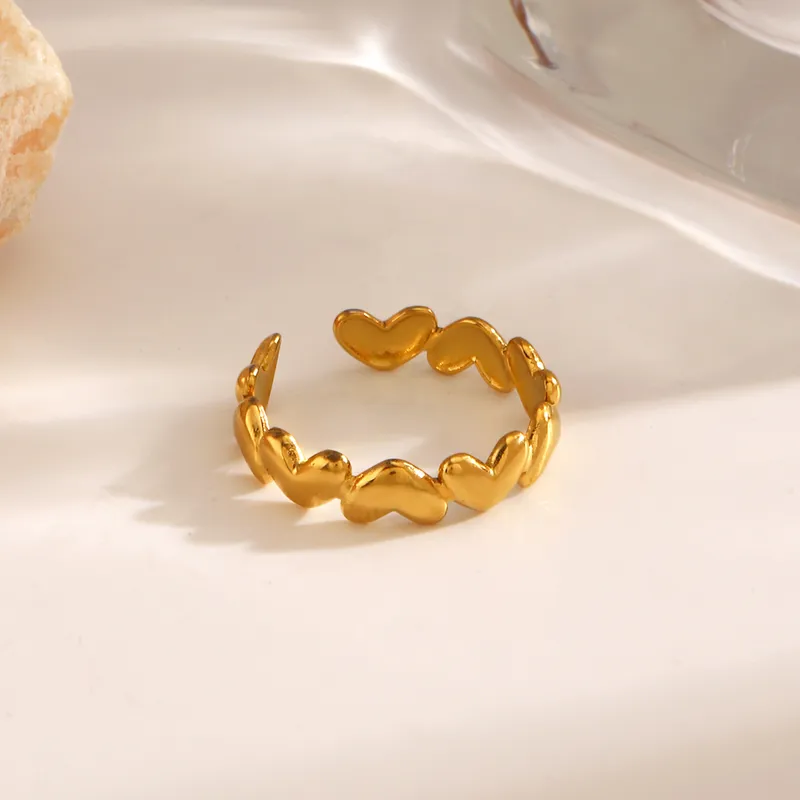 Heart ring