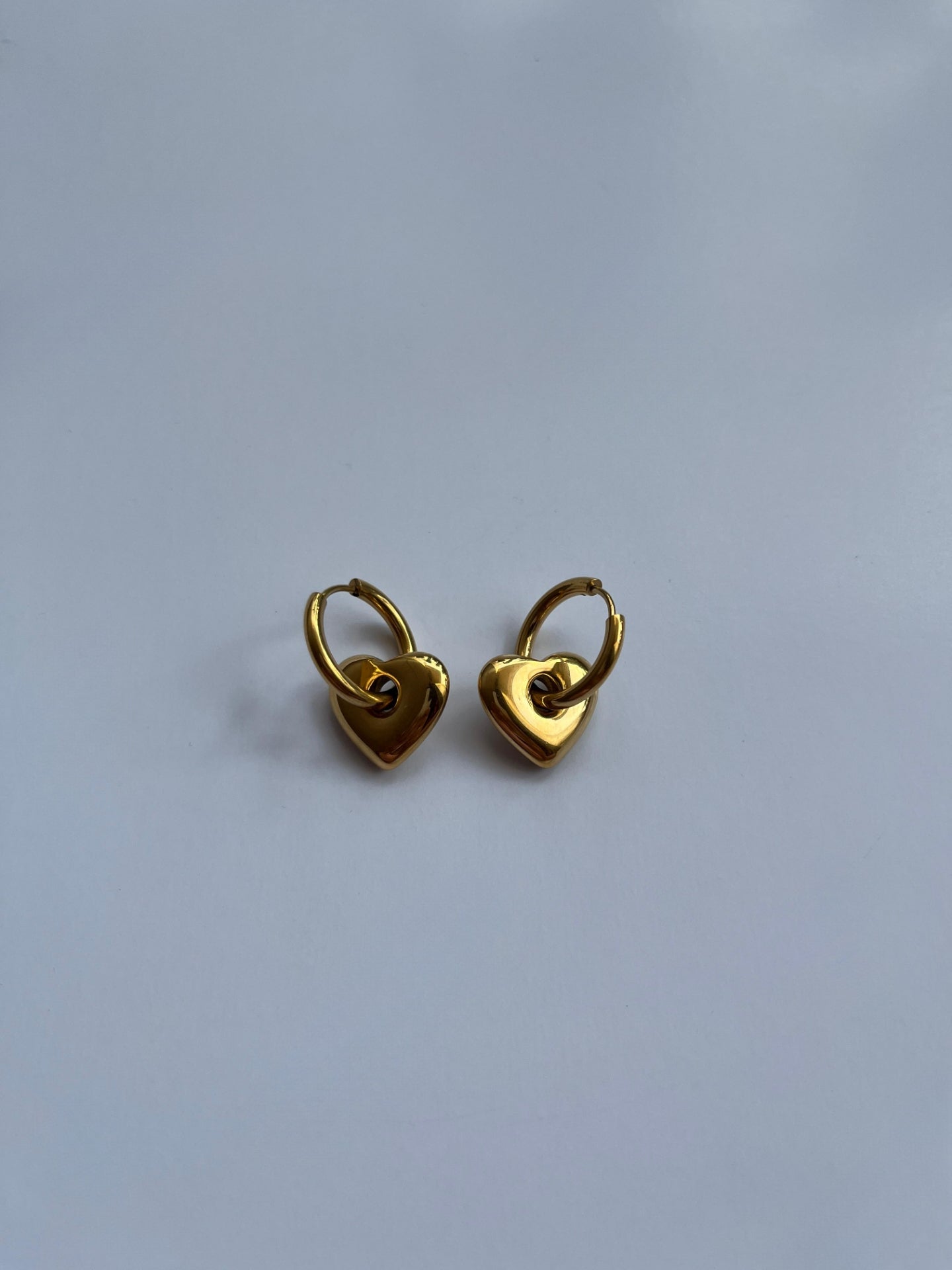 Hollow heart hoops