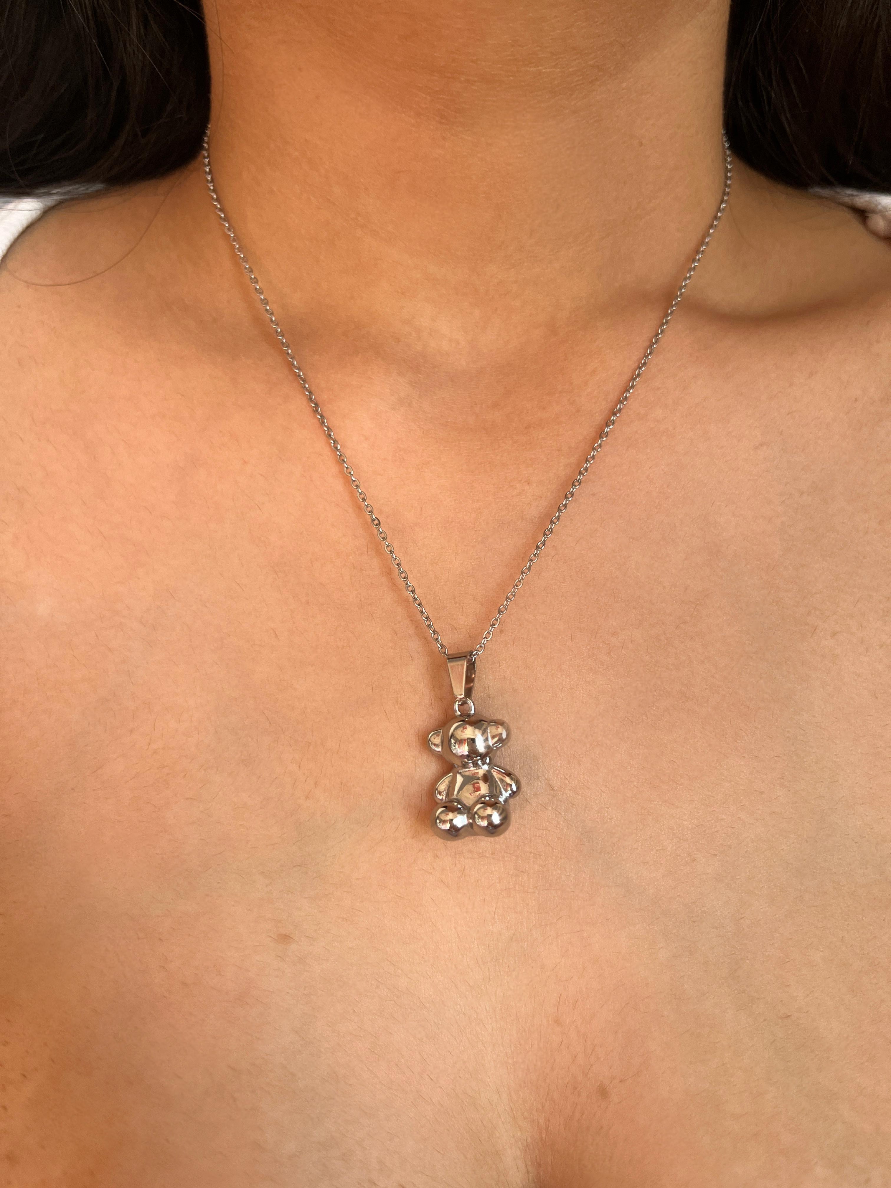 Teddy necklace