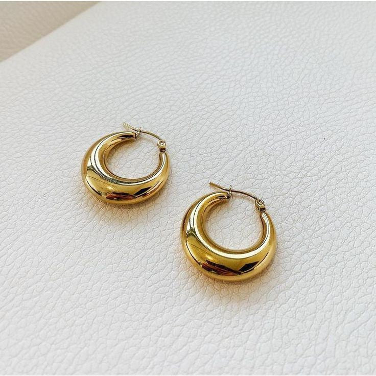 Round chunky hoops