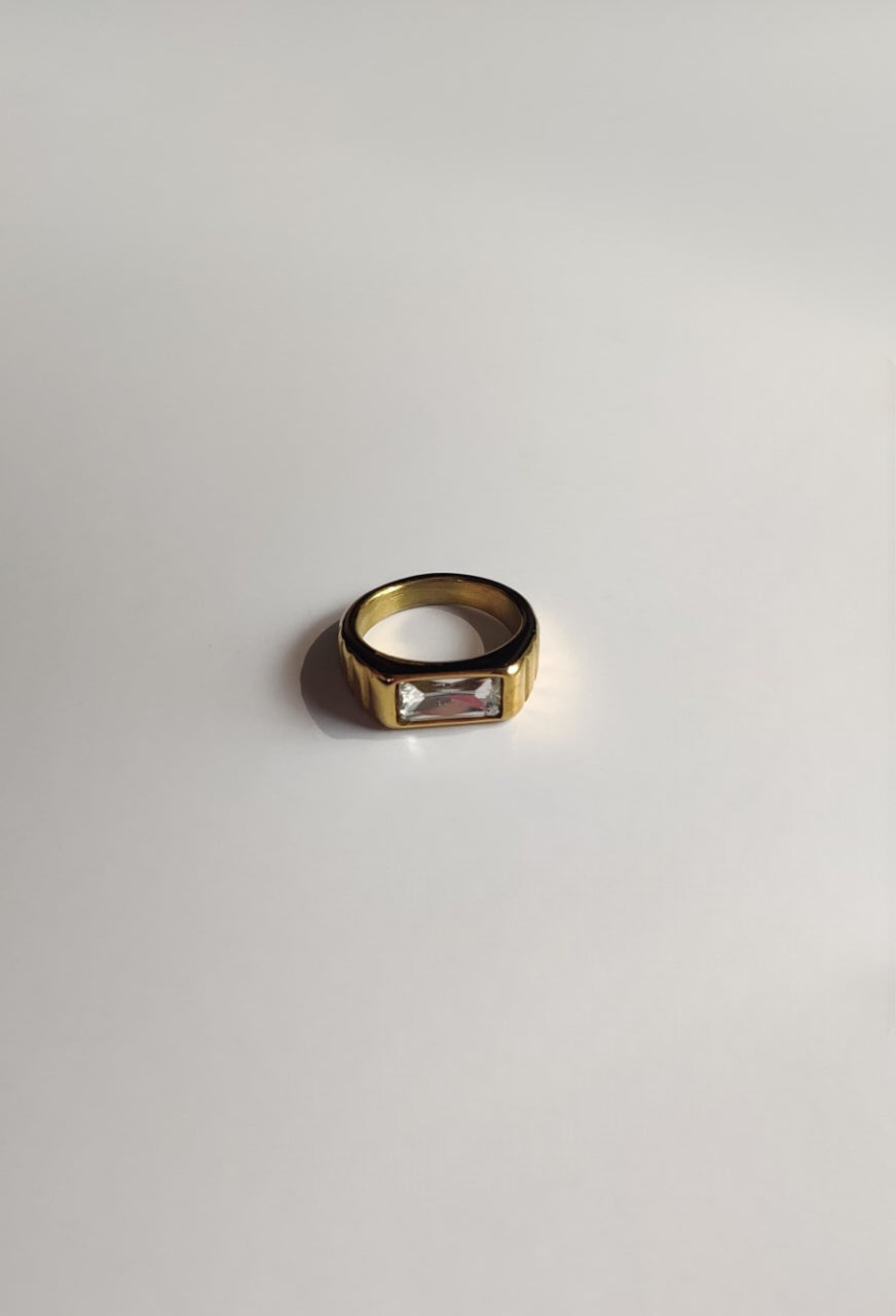 Rectangular diamond ring