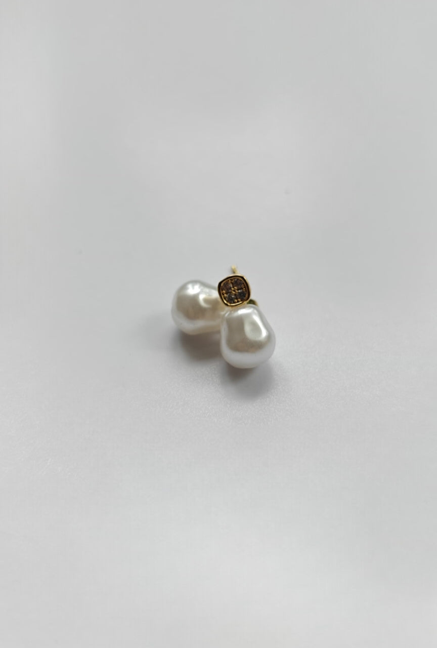 Pearl diamond earrings