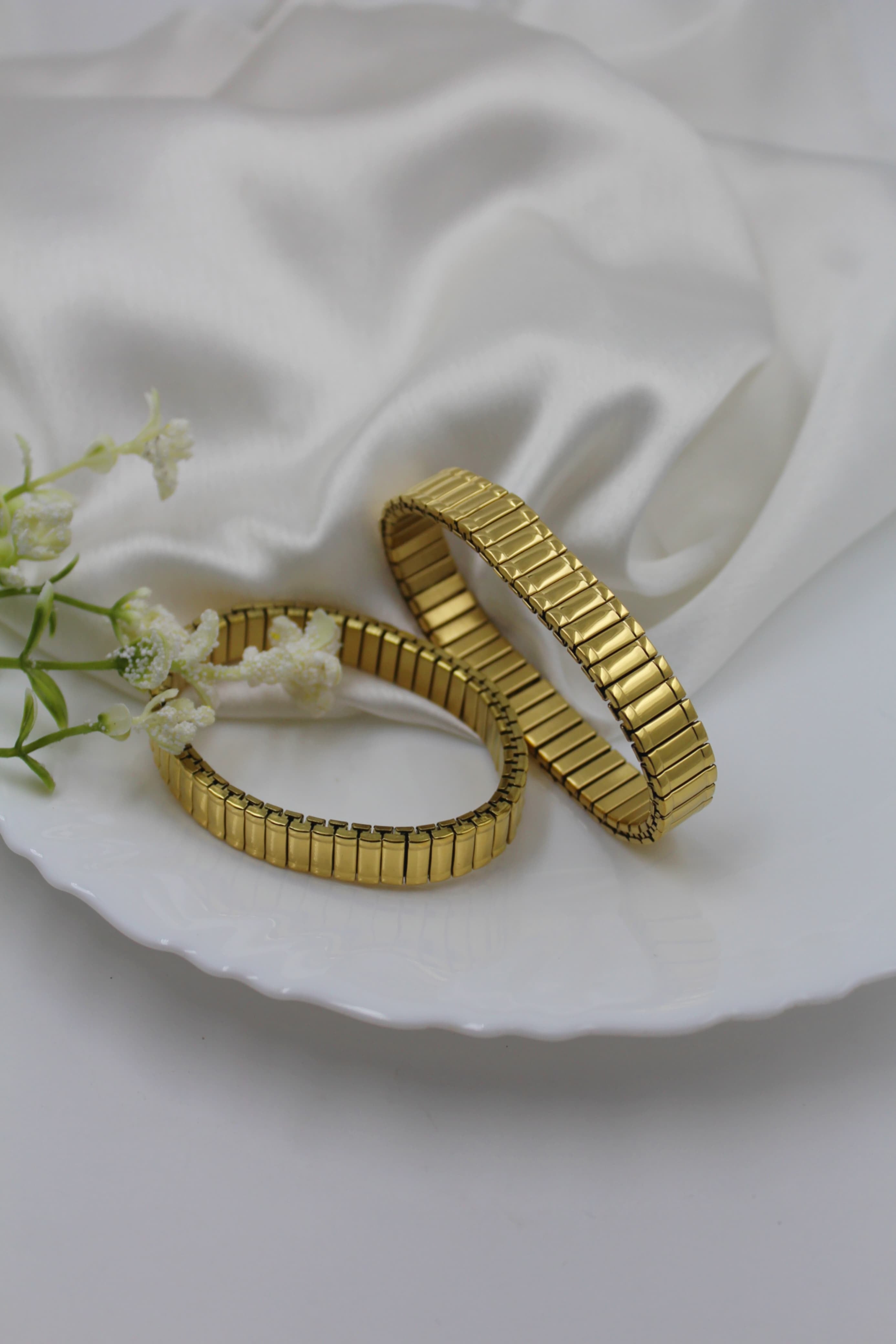 Trendy adjustable bracelet