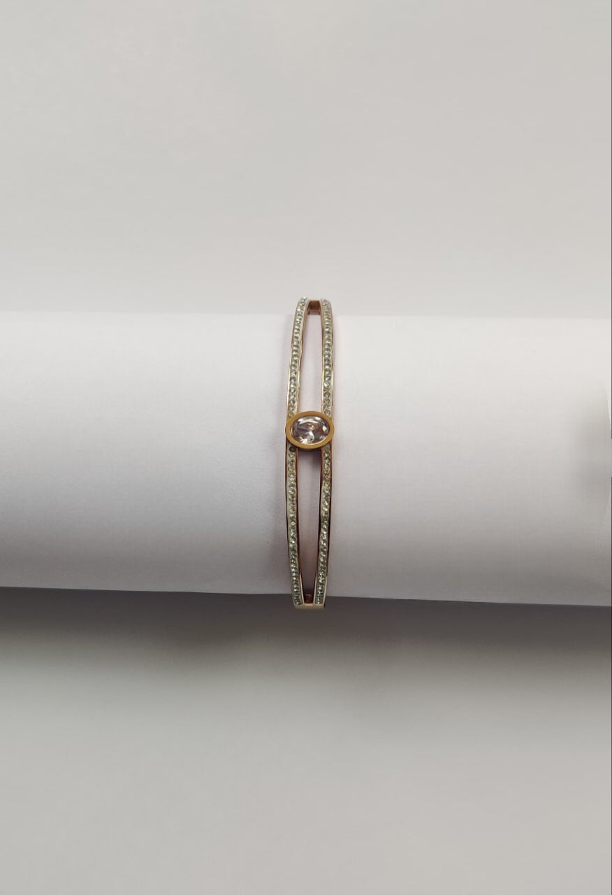 Oval diamond bracelet