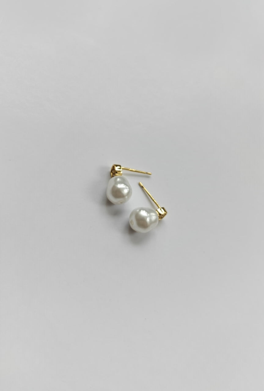 Pearl diamond earrings
