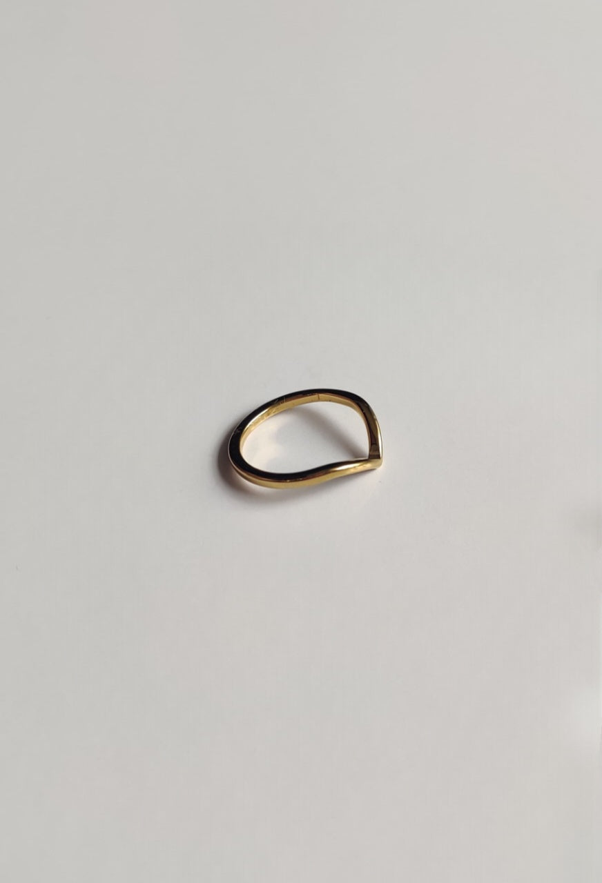 v shaped ring