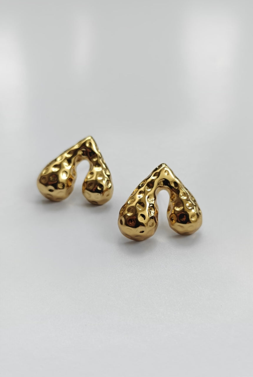 Inverted heart earrings