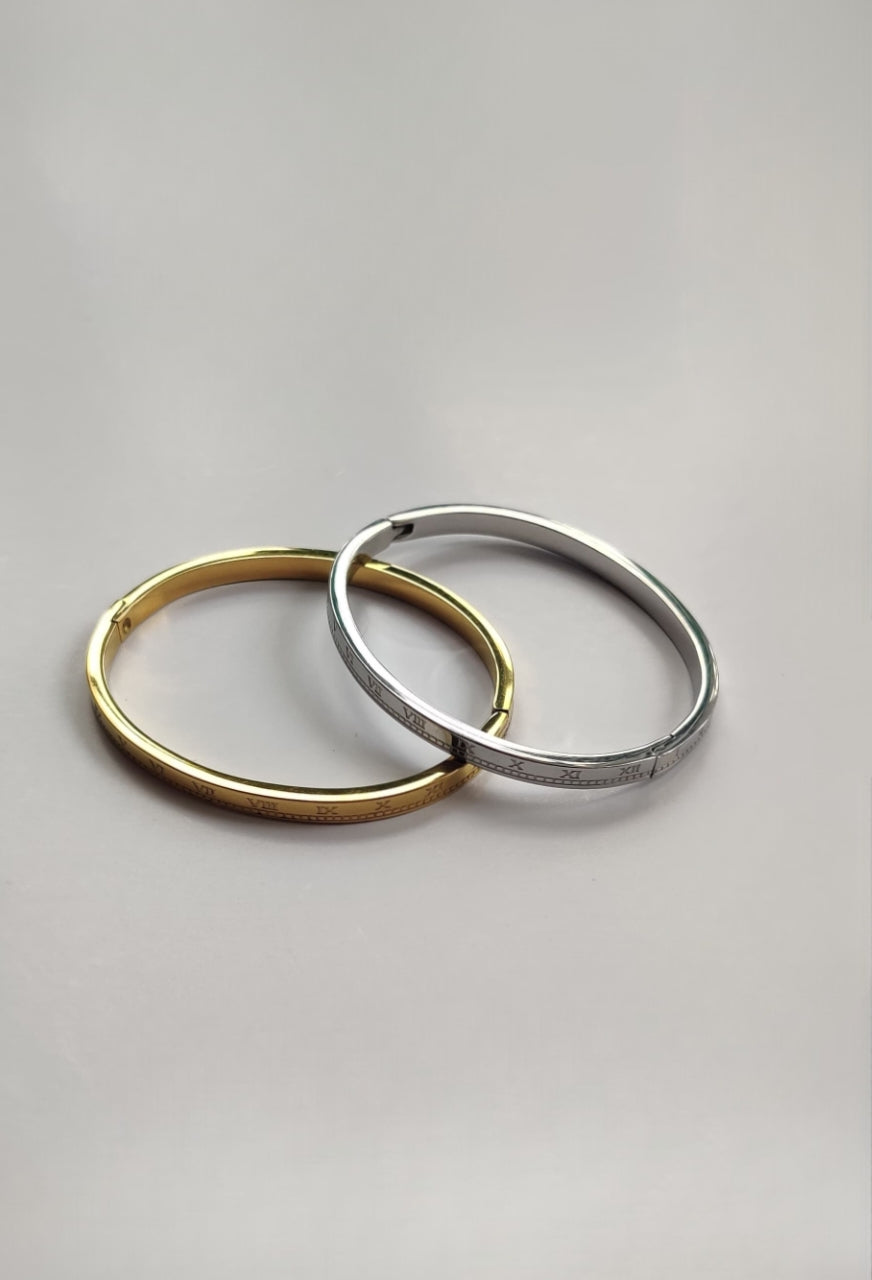 Roman bracelet small